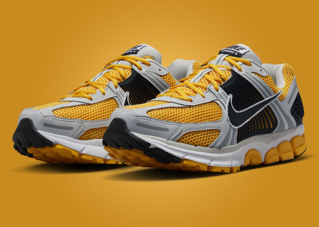 Nike Zoom Vomero 5 Photon Dust Laser Orange