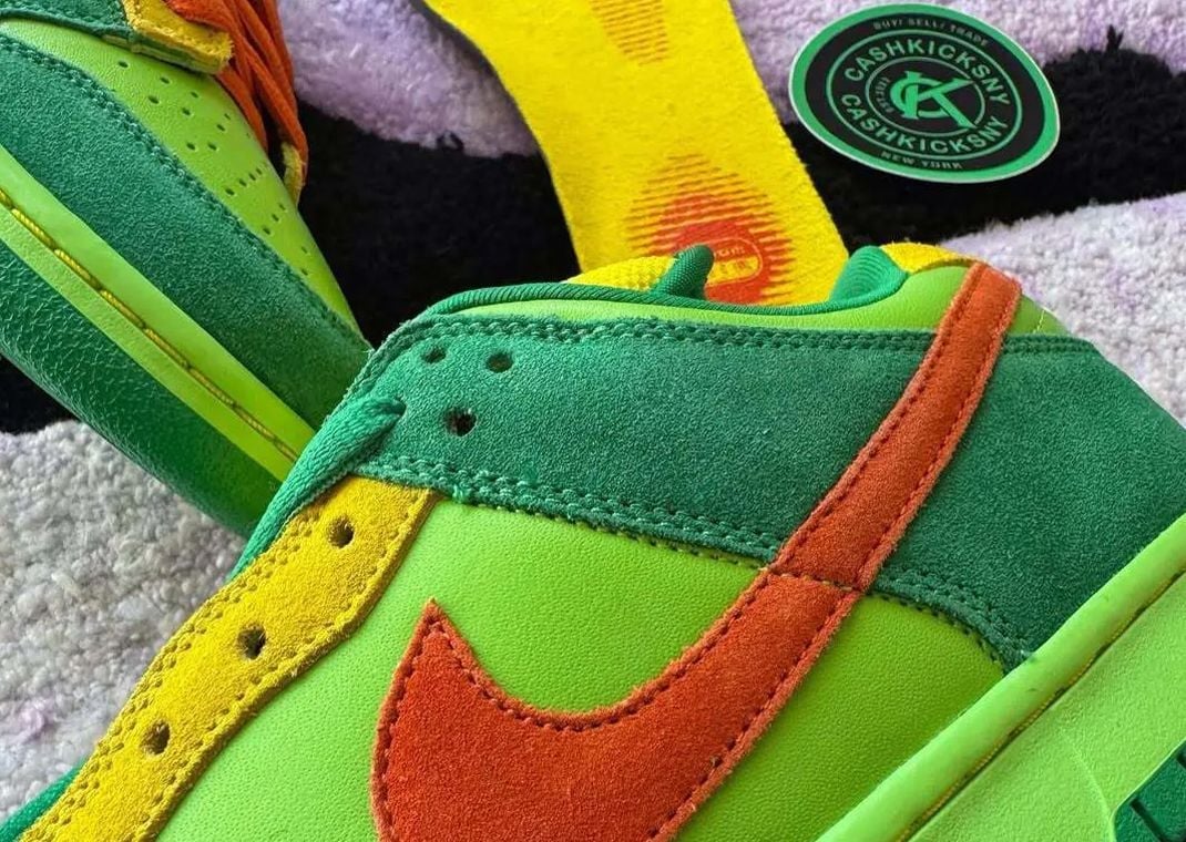 Nike SB Dunk Low OFF! Bug Spray