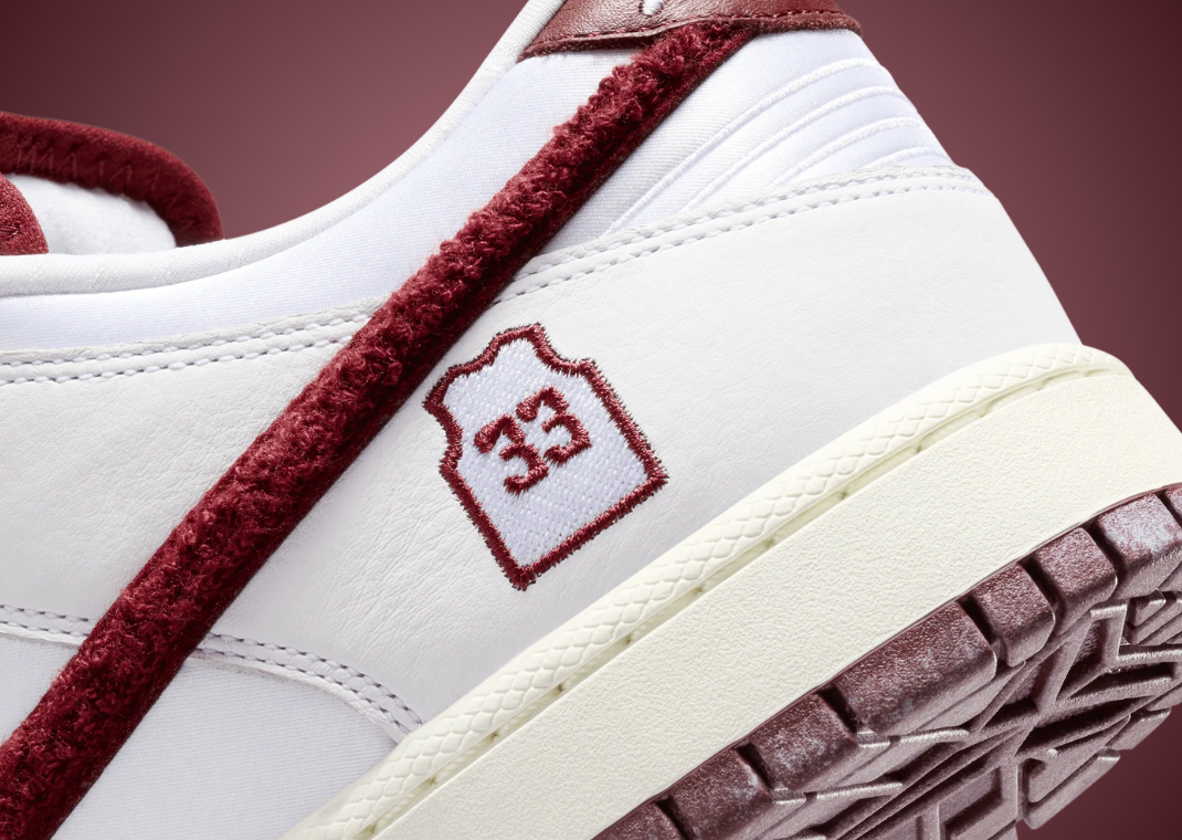 Nike Kobe Dunk Low Protro Lower Merion Home Detail