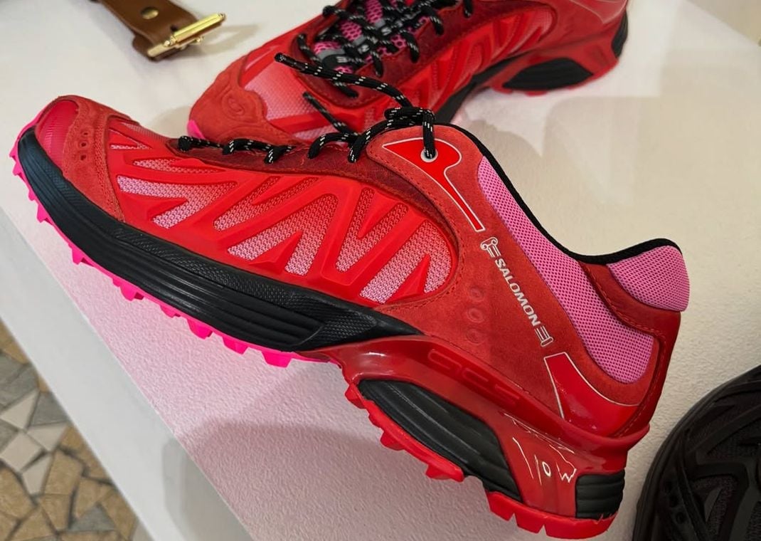 Aries x Salomon XT-Whisper Red