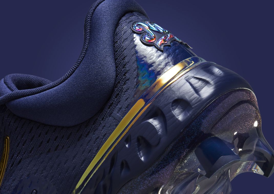 The Nike Alpha Huarache Elite 4 Low MSC Jackie Robinson
