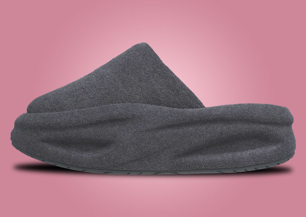 SKYLRK Chunky Mule Smudge Medial