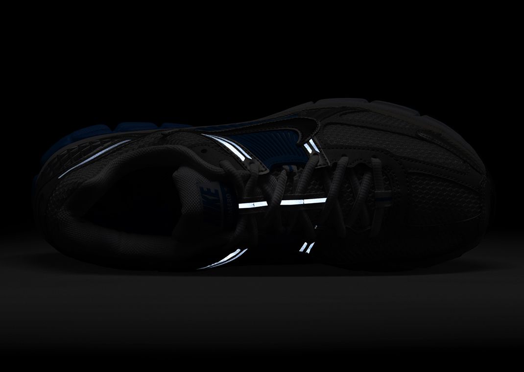 Nike Zoom Vomero 5 Photo Blue 3M Top