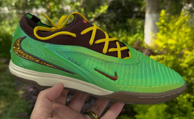 Travis Scott's Nike Phantom 6 Low Elite Indoor Soccer Shoe is