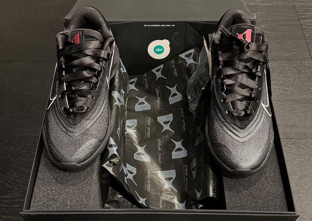 A'ja Wilson Gifts Dawn Staley A'One of 1 Nike A'One Black Label PE