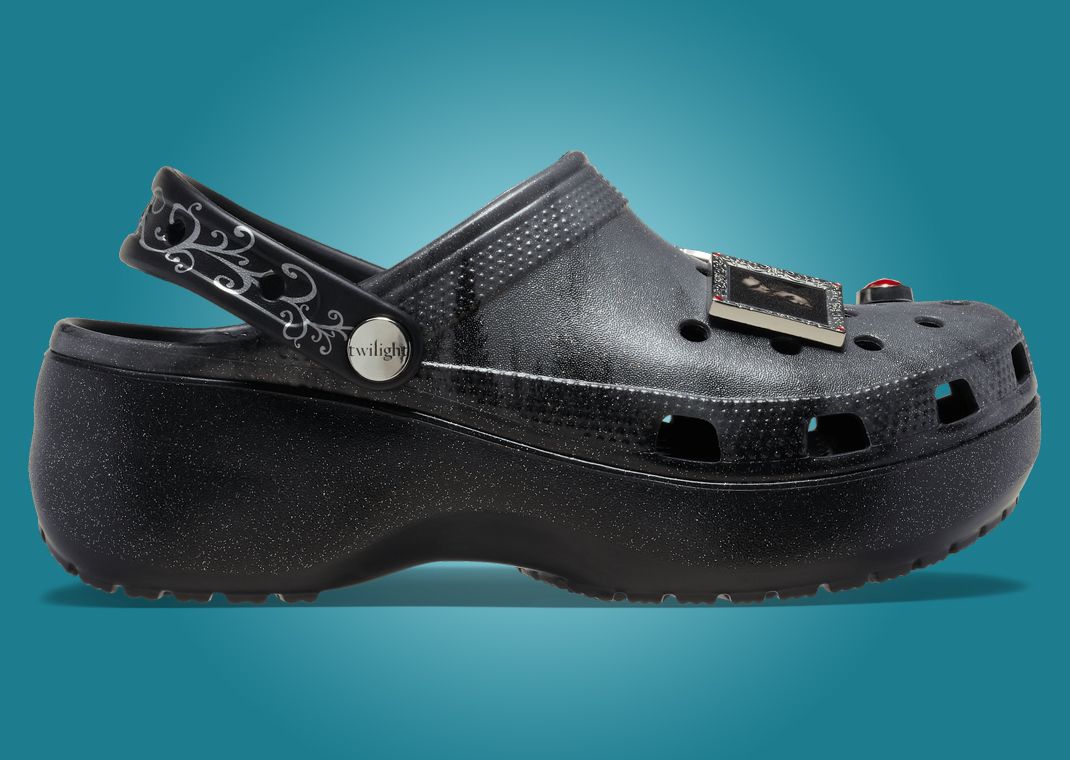 Twilight x Crocs Classic Platform Clog (w) - Lateral