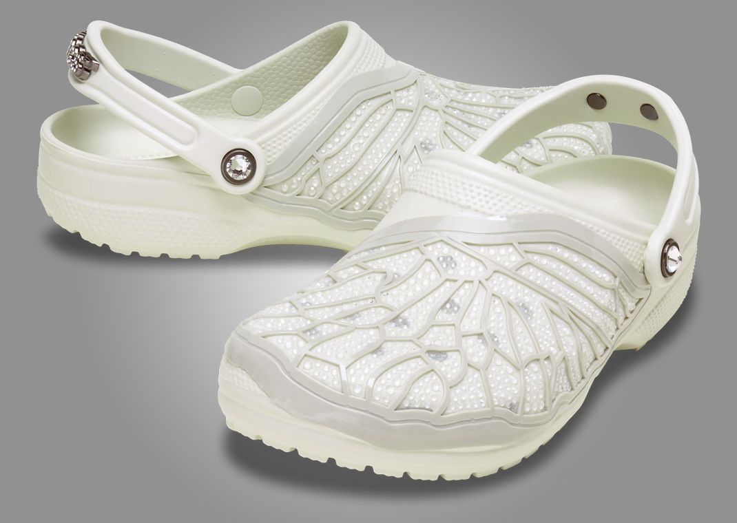 Swarovski x Crocs Classic Clog Angle