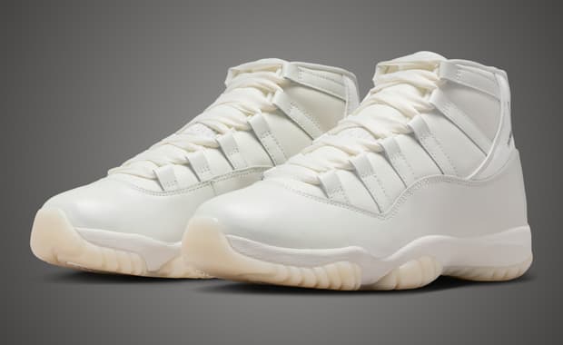 Air Jordan 11 Retro Pearl (W)