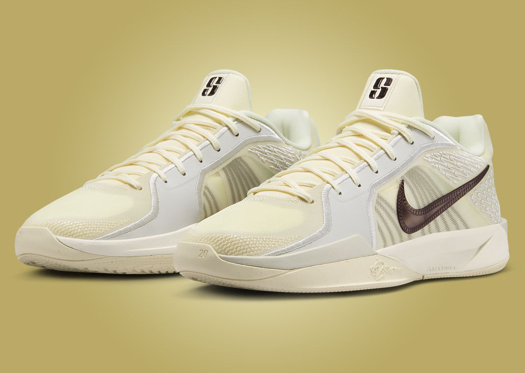 Nike Sabrina 2 Relentless Angle