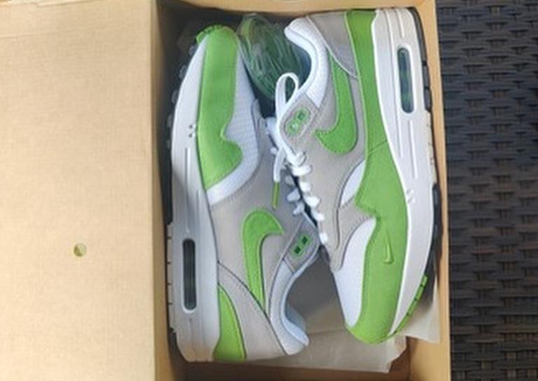 Patta x Nike Air Max 1 Chlorophyll 20th Anniversary In-box