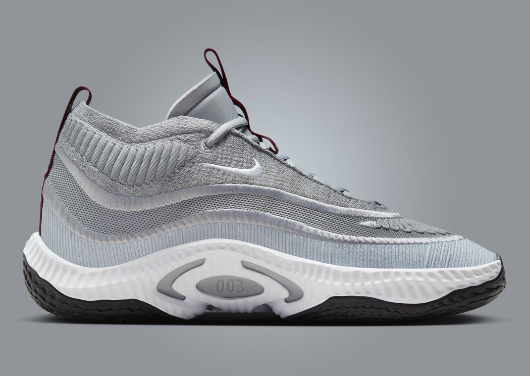 Nike Cosmic Unity 3 Silver Bullet Medial