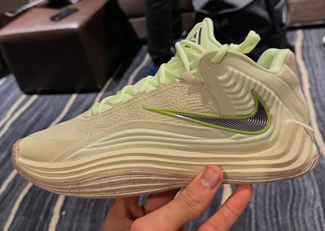 Nike Giannis Freak 7 Wolf In Sheeps Clothing Lateral