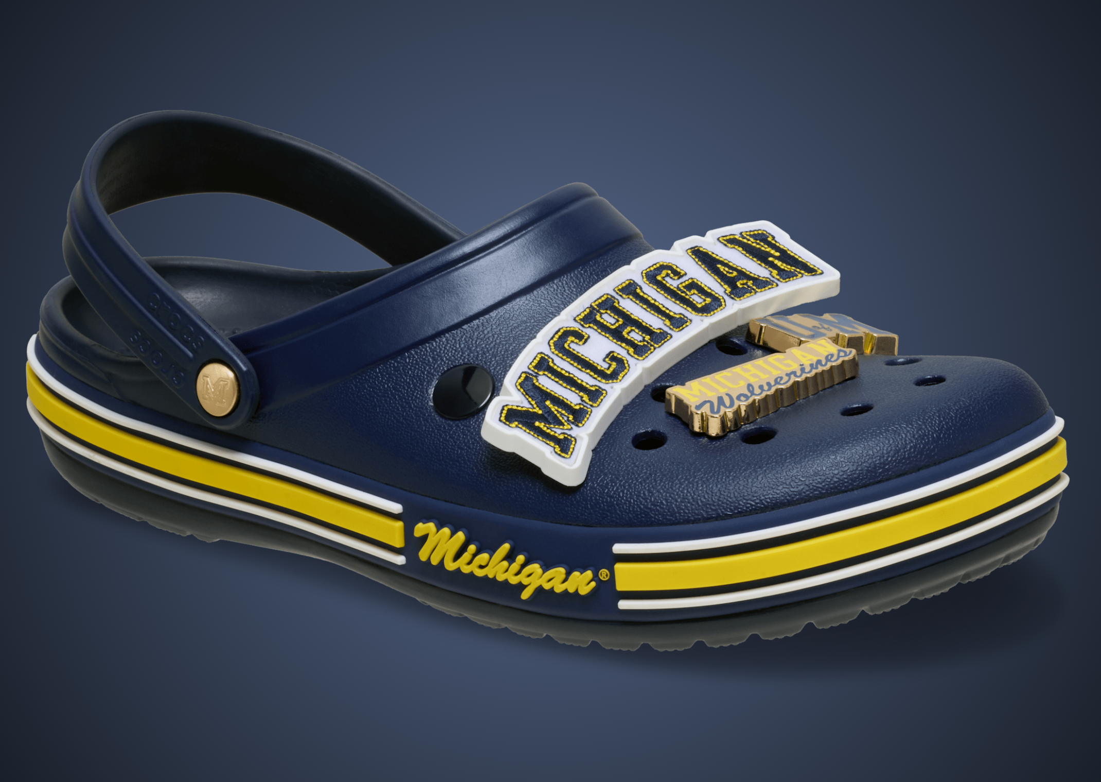 NCAA X Crocs Classic CrocBand Michigan - Angle