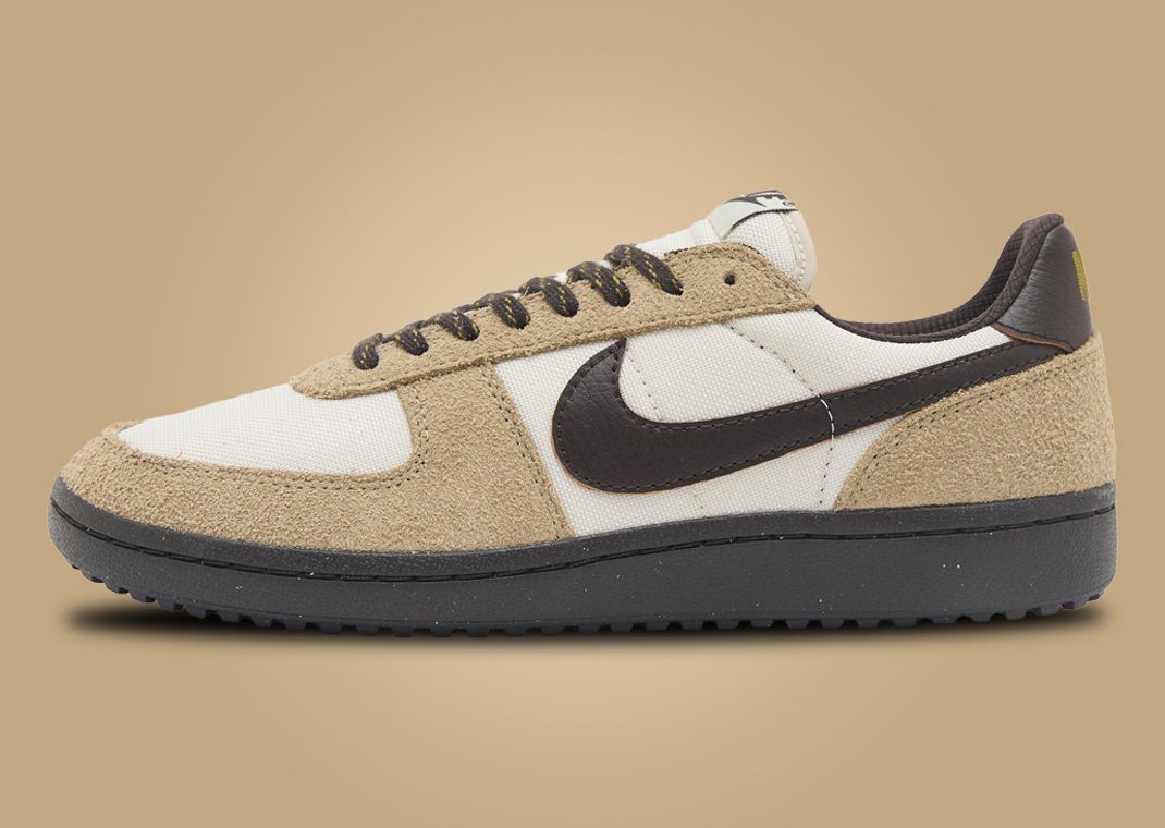 NIKE ☆ Field General 82 'London' Nike Field General 82 