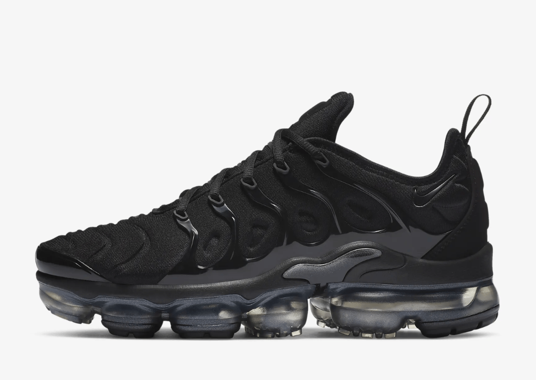 Nike Air VaporMax Plus Triple Black (W)