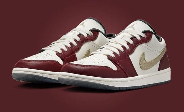 Air Jordan 1 Low SE CNY (W) Angle