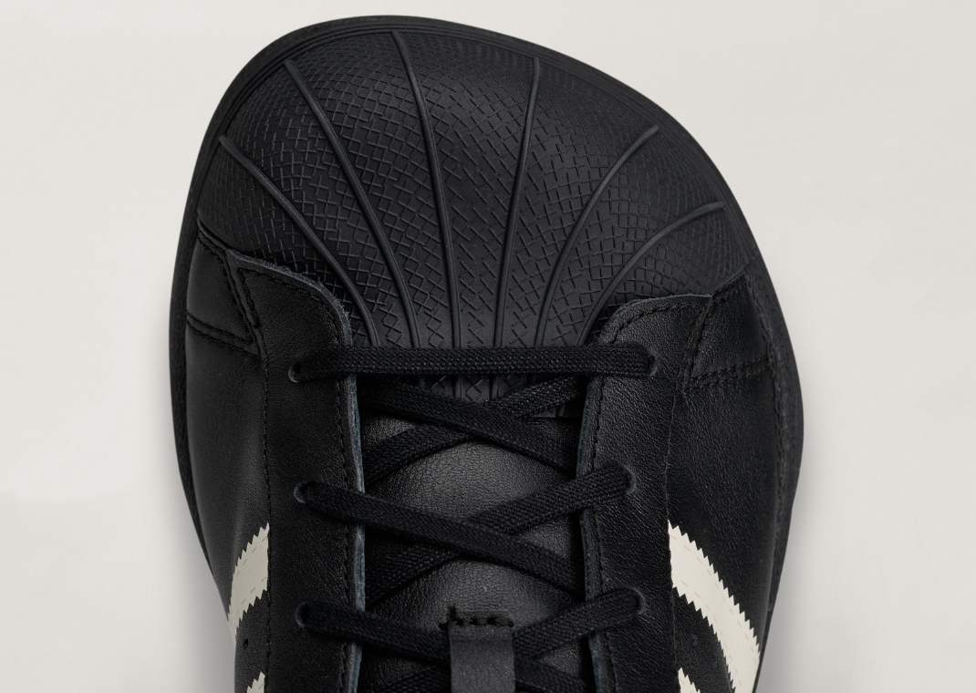 AVAVAV x adidas Deconstructed Superstar Black - Detail