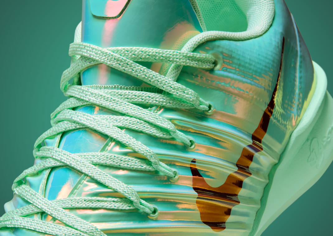 Nike Sabrina 3 Warning Label Detail