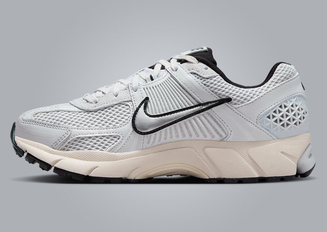 Nike Zoom Vomero 5 Pure Platinum Light Orewood Brown (W) Medial