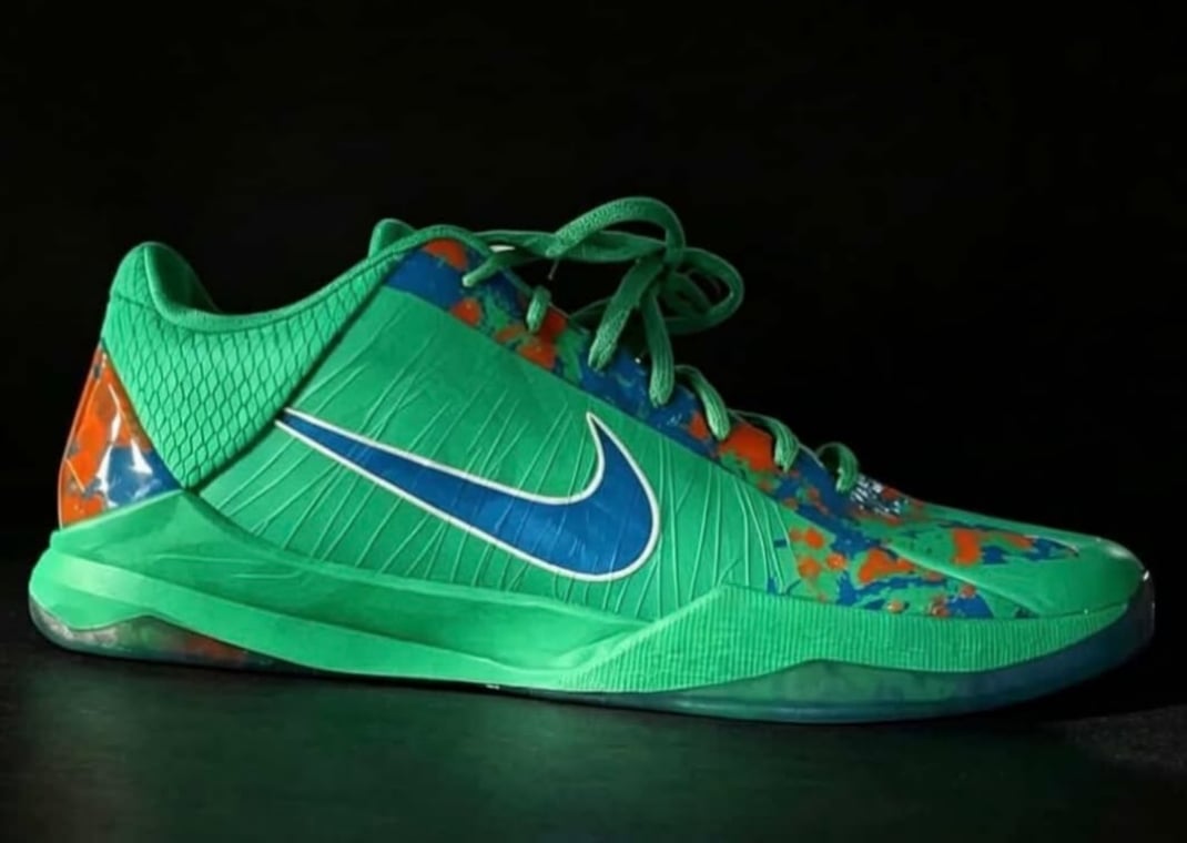 Jalen Brunson Nike Kobe 5 Protro NY vs. NY PE