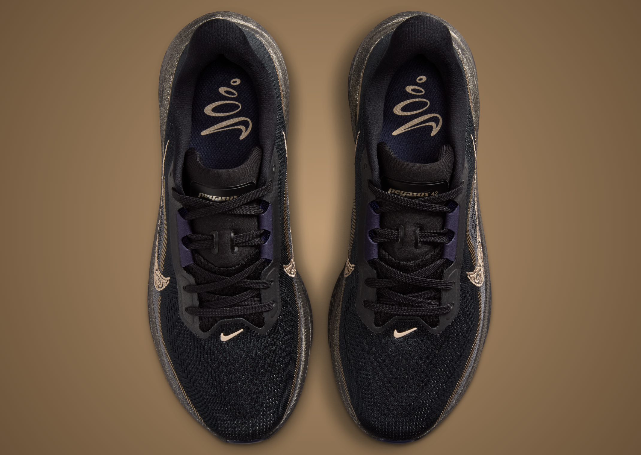 Nike Air Zoom Pegasus 42 Keely Hodgkinson Top