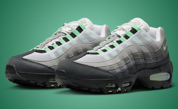 The Air Max 95 Mint from 2009 Returns in Big Bubble Form