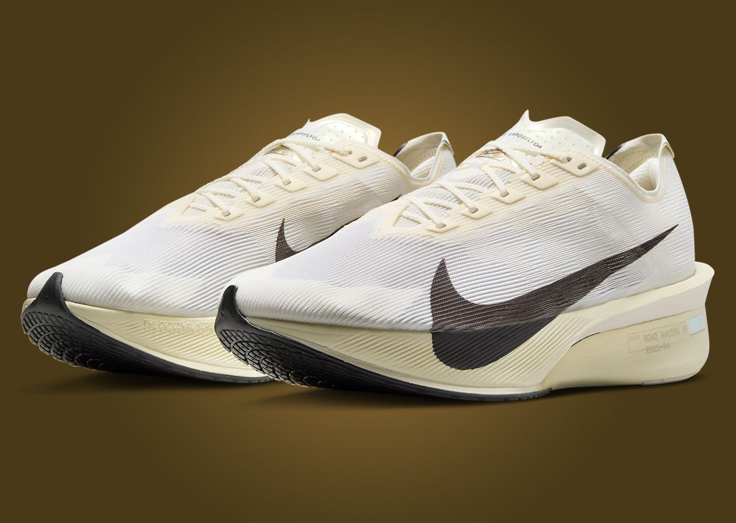 Jakob A. Ingebrigtsen x Nike Vaporfly NEXT% 4 Angle