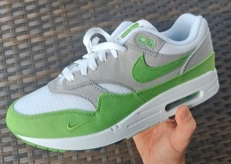 Patta x Nike Air Max 1 Chlorophyll 20th Anniversary In-hand