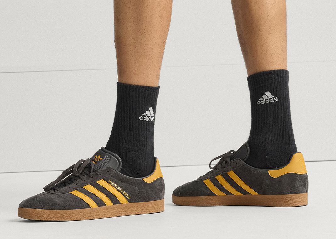 Manchester United x adidas Gazelle Third Kit On Foot