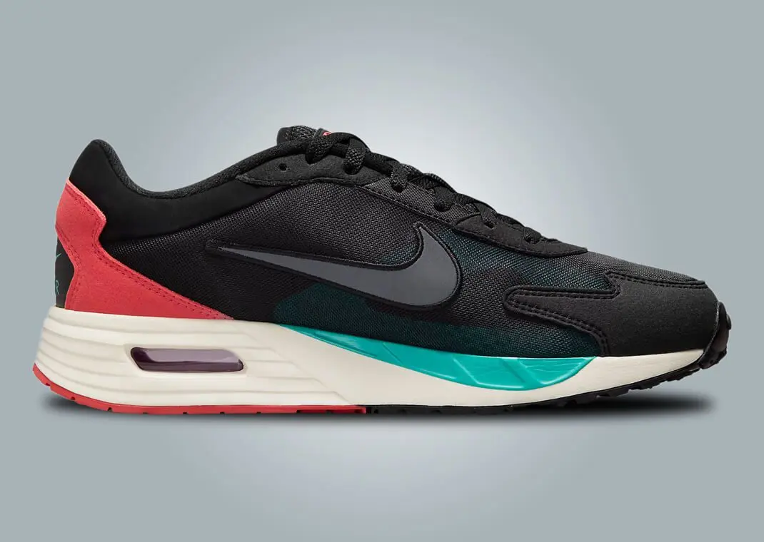 nike-air-max-2013-black-