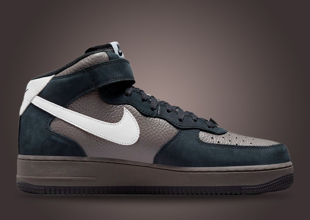 This Nike Air Force 1 Mid Honors Berlin