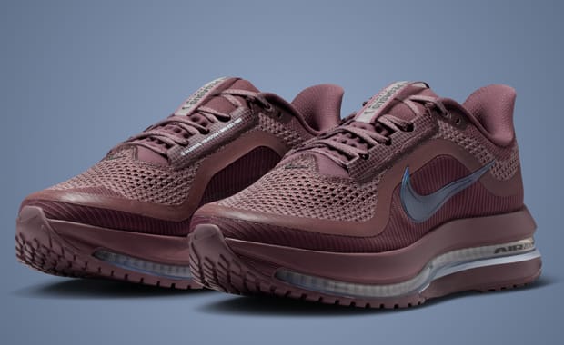 This Tattoo Maroon Nike Pegasus Premium is Ready to Run