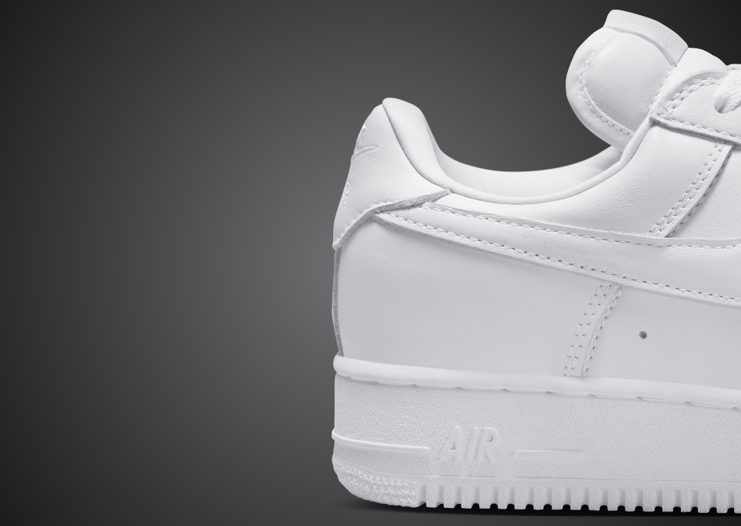Nike Air Force 1 Low ‘01 Triple White Detail