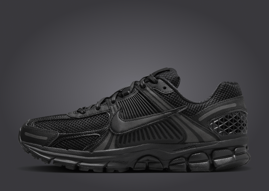 Nike Zoom Vomero 5 Triple Black