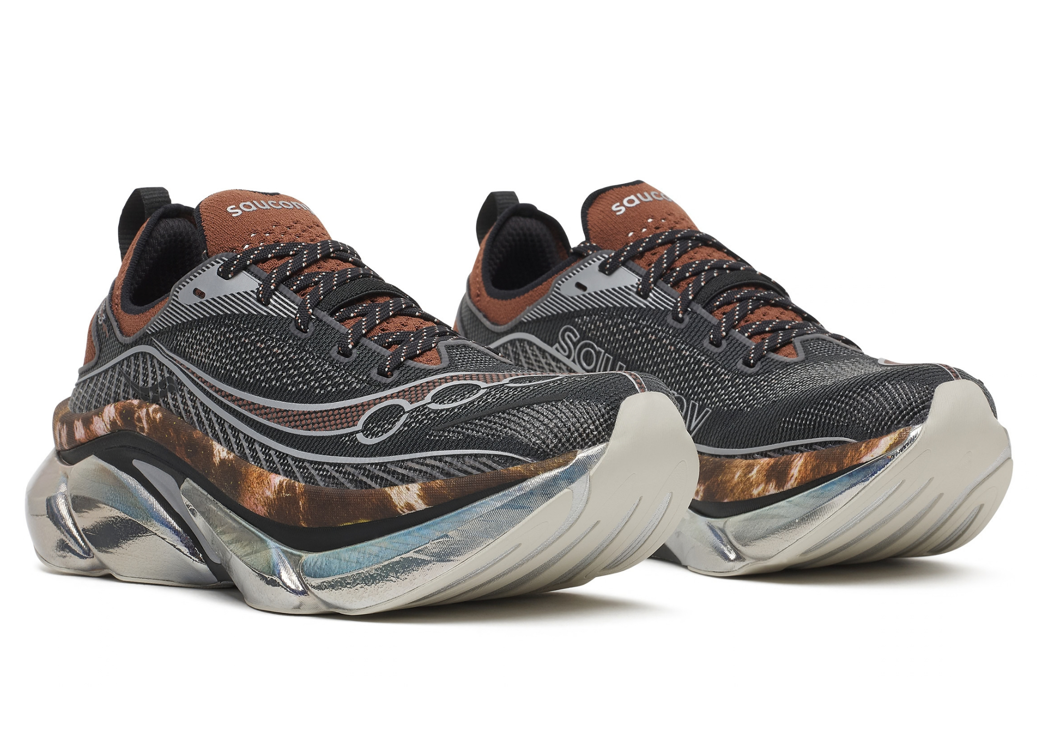 Saucony Endorphin Elite 3 Space Cowboy - Angle