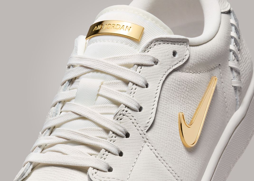 Air Jordan 1 Low Sail University Gold ② Air Jordan 1 Low 