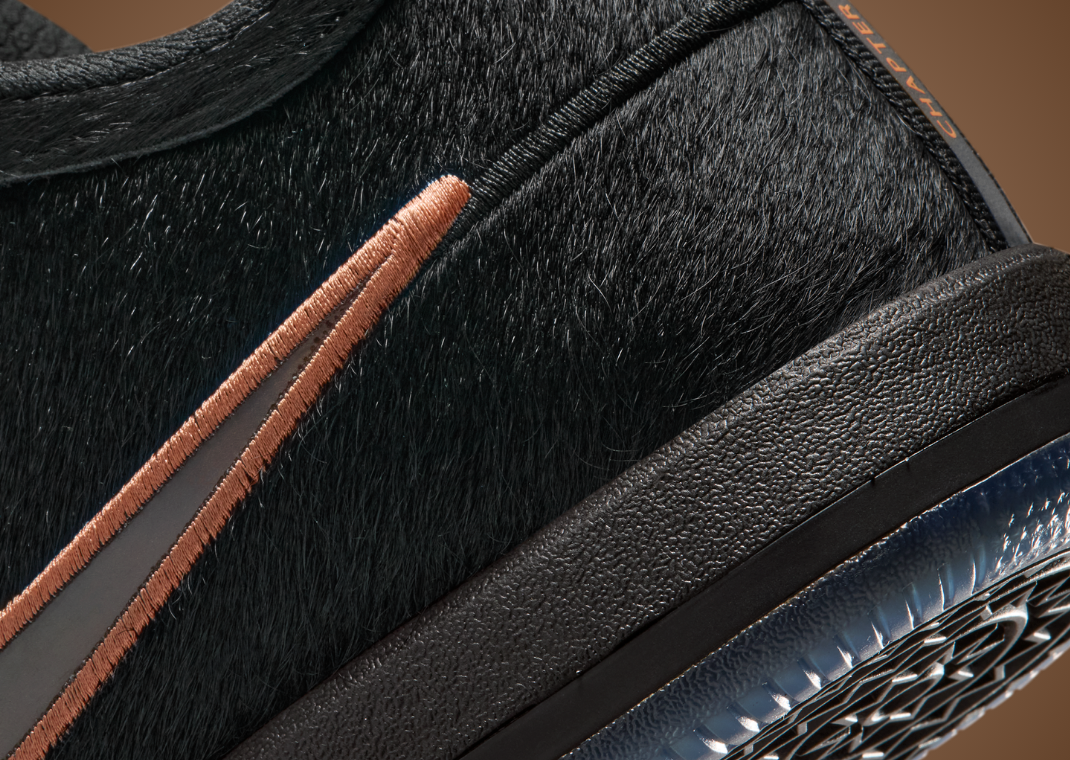Nike Book 2 Haven and Hector - Heel Detail