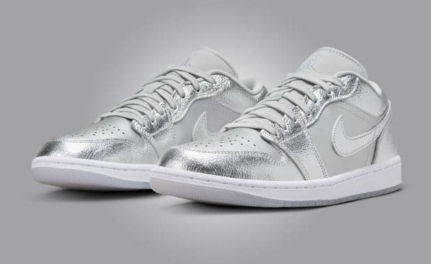 Air Jordan 1 Low SE Metallic Silver (W)