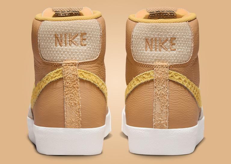 Nike Blazer Mid 77 Waffle 2.0 Back