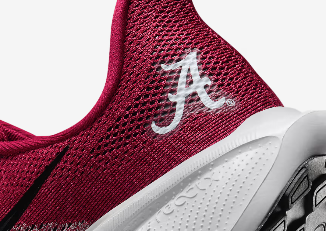 NCAA x Nike Pegasus 41 University of Alabama Heel Close Up Alabama A