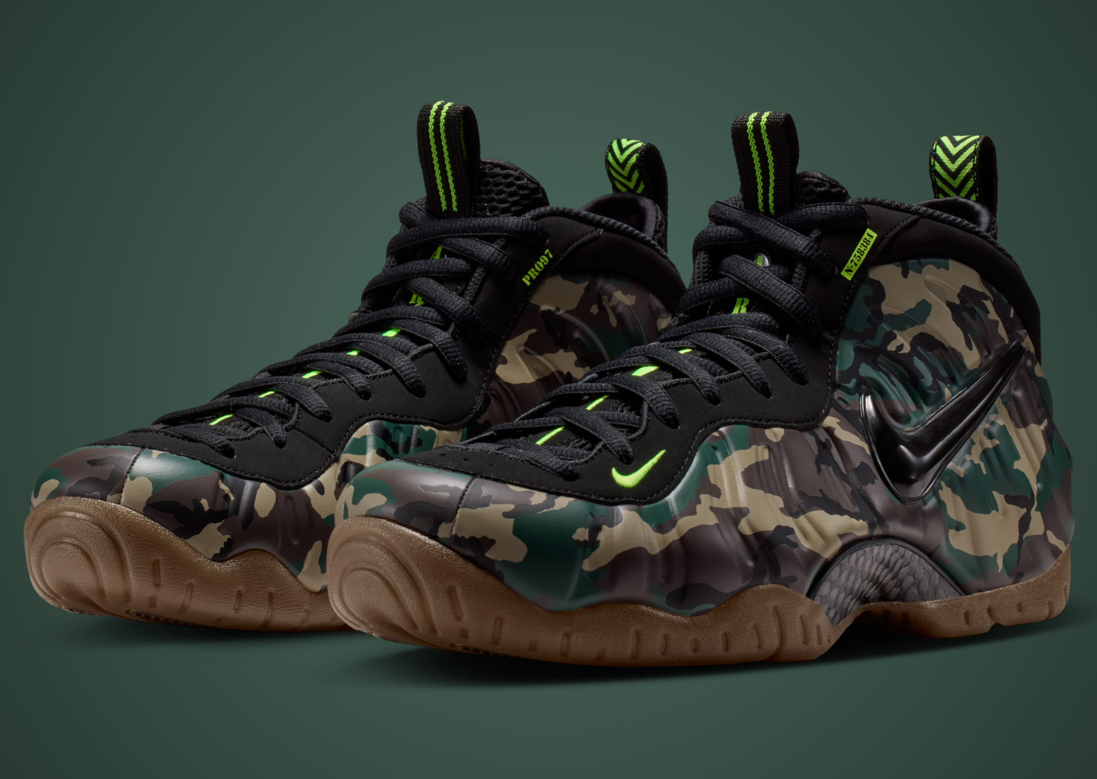 Nike Air Foamposite Pro Camo pair