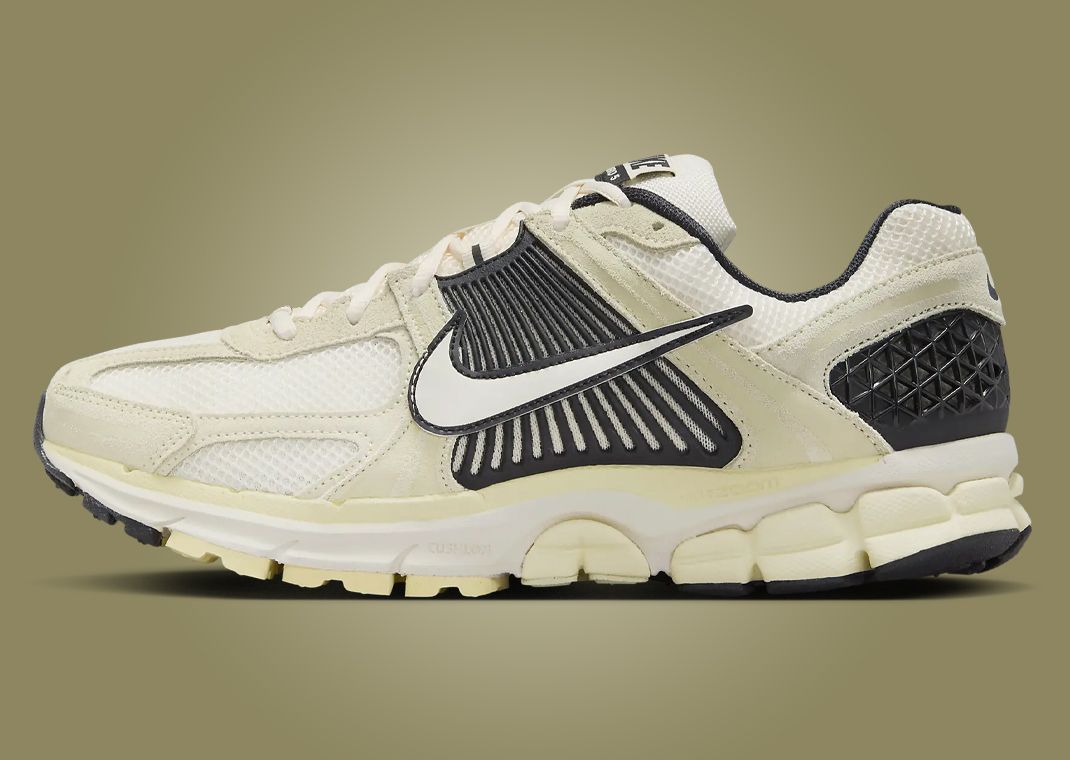 Nike Zoom Vomero 5 Alabaster Black Lateral
