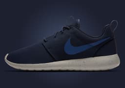 Nike Roshe One SE Obsidian Gym Blue Lateral