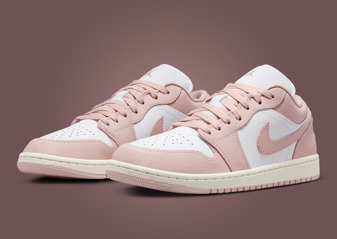 Air Jordan 1 Low White Pink Oxford (W) Angle