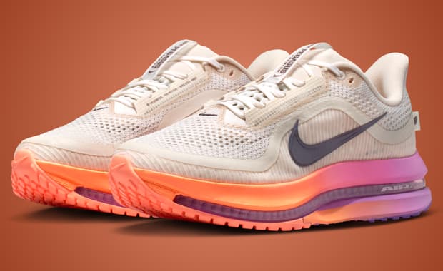 Nike Pegasus Premium Chalk Orange Pulse (W)