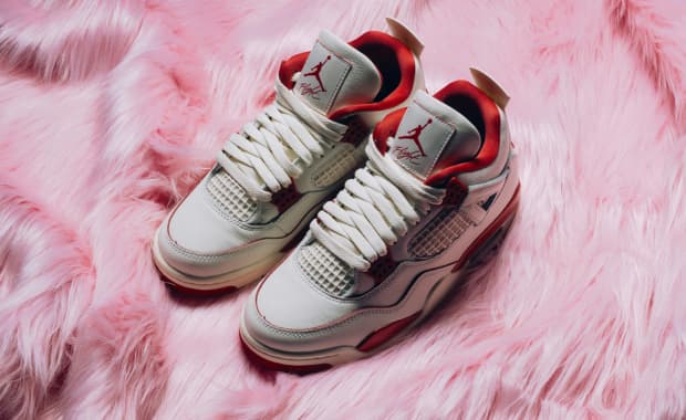 Air Jordan 4 Retro Valentine's Day