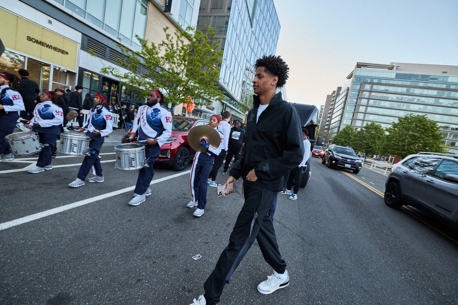 Kiyan Anthony Walking Through DC at JBC
