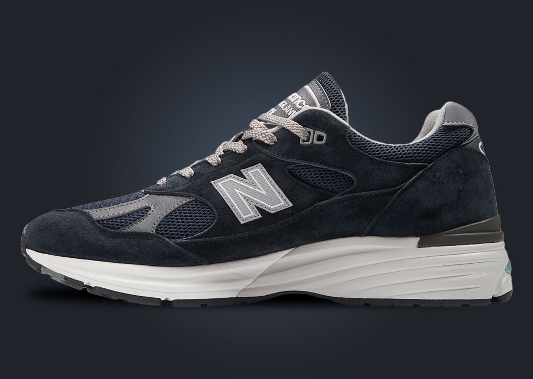 New Balance 991v2 Made in UK Navy Medial