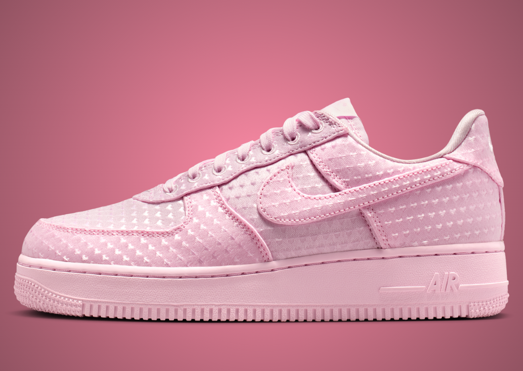 Nike Air Force 1 Low Valentine's Day Pink Foam Lateral