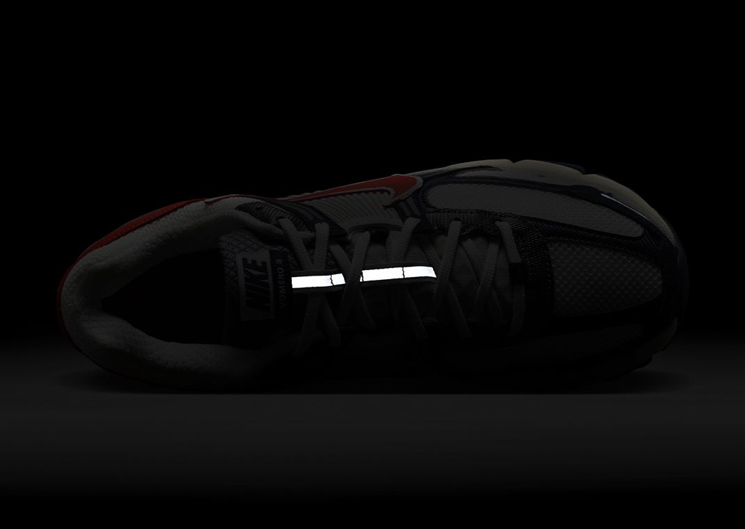 Nike Zoom Vomero 5 White Navy Red (W) Top 3M